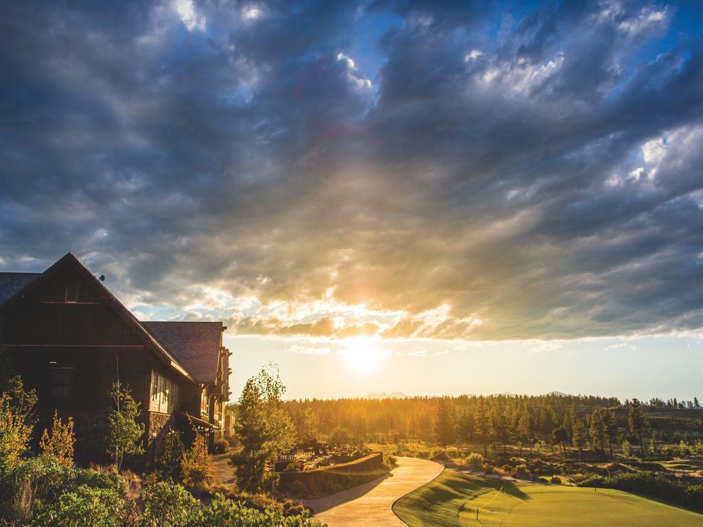 Tetherow Hotel Deschutes River Woods Екстериор снимка