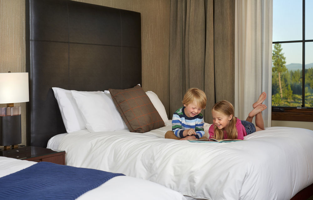 Tetherow Hotel Deschutes River Woods Екстериор снимка