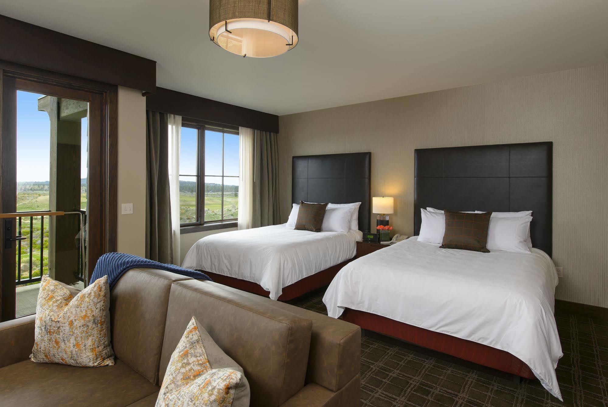 Tetherow Hotel Deschutes River Woods Екстериор снимка