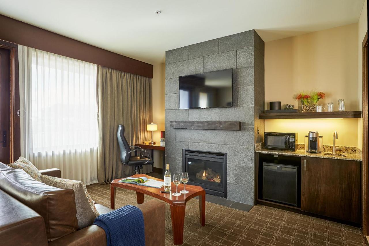 Tetherow Hotel Deschutes River Woods Екстериор снимка
